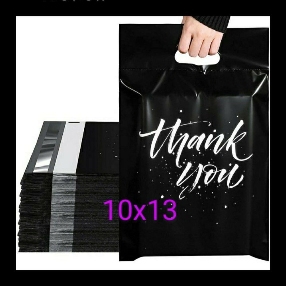 - New Handle Design! Poly Mailer bags